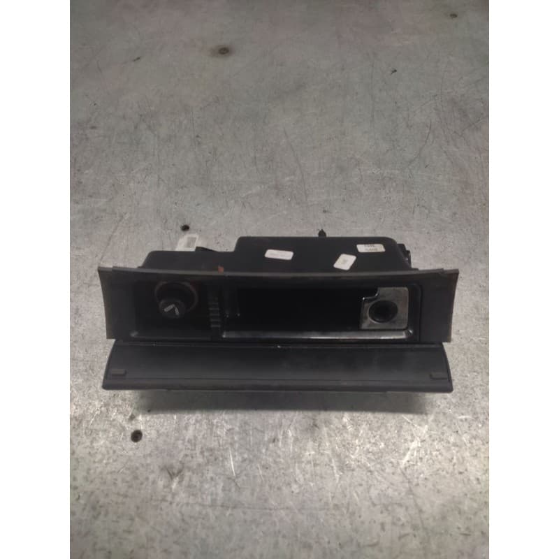 Recambio de cenicero para volkswagen passat berlina (3c2) advance referencia OEM IAM - Negro 5