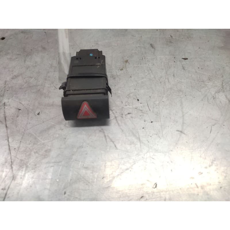 Recambio de warning para seat ibiza (6k1) select referencia OEM IAM 6K0953235  7 PINS - Rojo