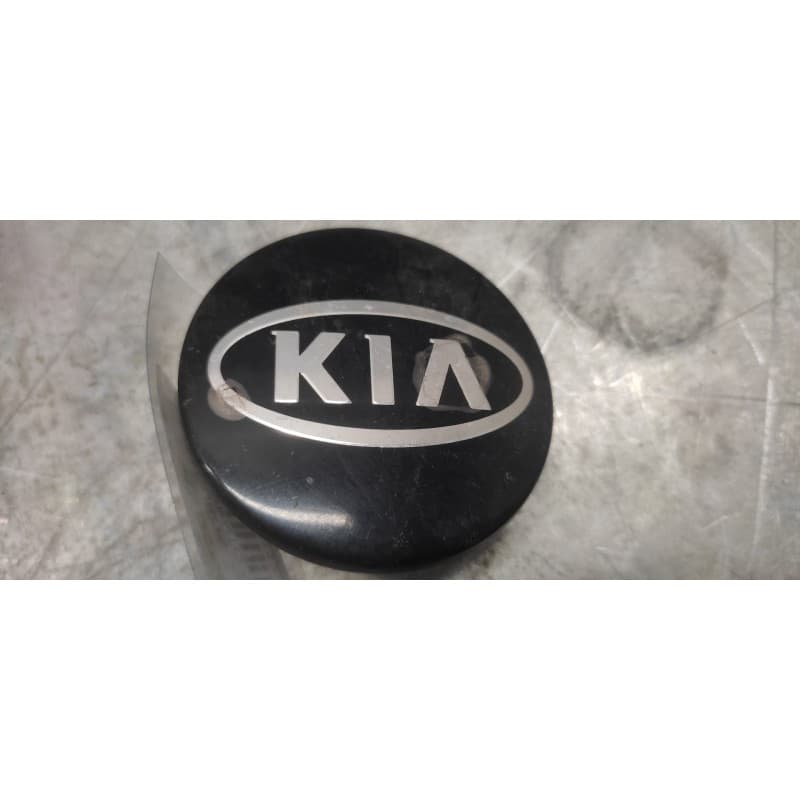 Recambio de tapacubos para kia sorento referencia OEM IAM 529602F000 3