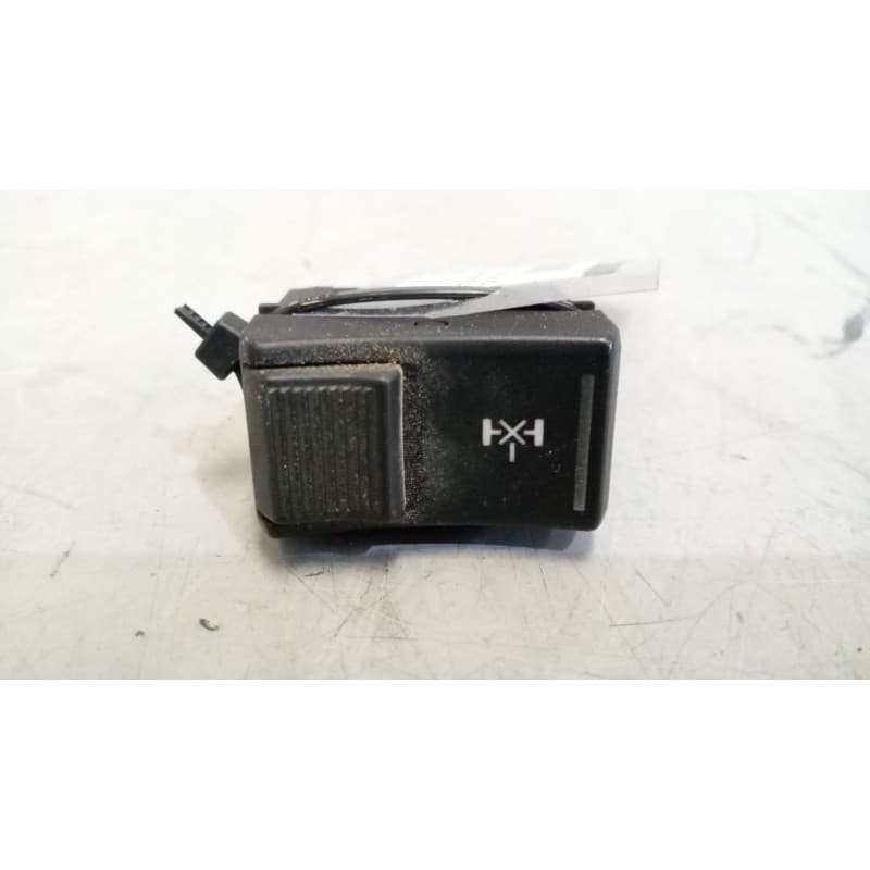 Recambio de interruptor para volvo fm 460 12.8 diesel referencia OEM IAM 22088608 - Blanco