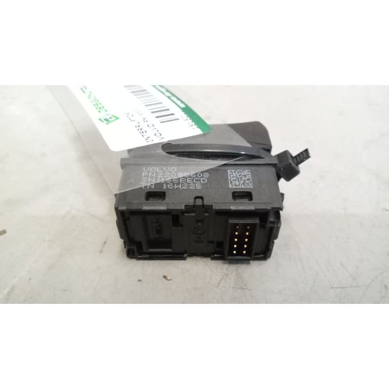 Recambio de interruptor para volvo fm 460 12.8 diesel referencia OEM IAM 22088608 - Blanco 3