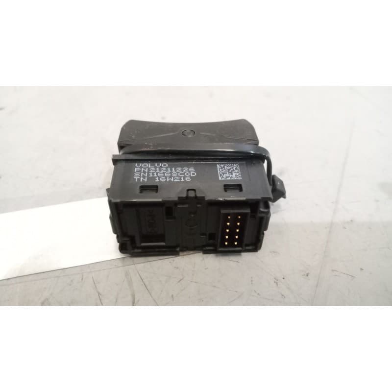 Recambio de interruptor para volvo fm 460 12.8 diesel referencia OEM IAM 21211226 - Blanco 2