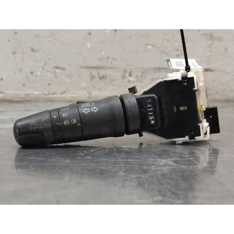 Recambio de mando luces para nissan x-trail ii (t31) 2.0 dci 4x4 referencia OEM IAM - Dorado