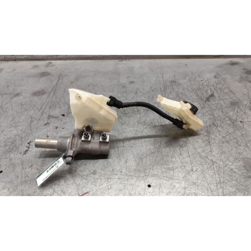 Recambio de bomba freno para peugeot 308 active referencia OEM IAM 9807651580