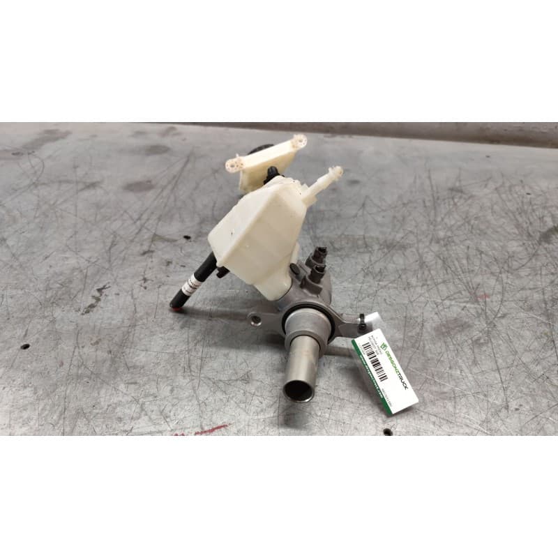 Recambio de bomba freno para peugeot 308 active referencia OEM IAM 9807651580 4
