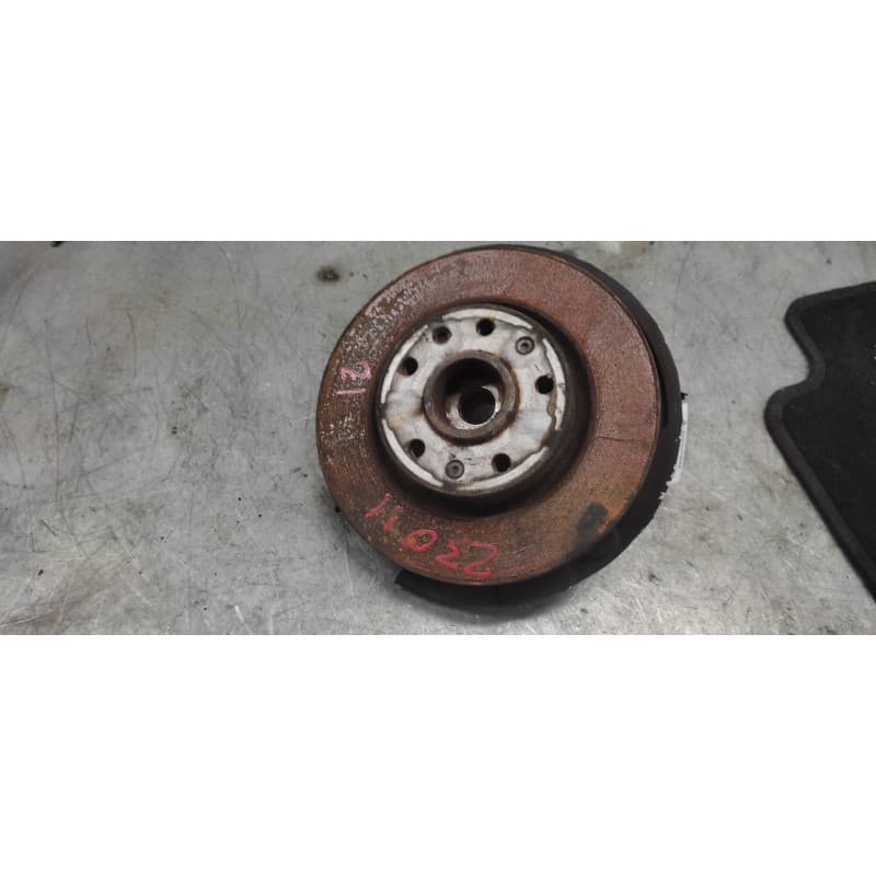 Recambio de mangueta delantera izquierda para peugeot 308 active referencia OEM IAM