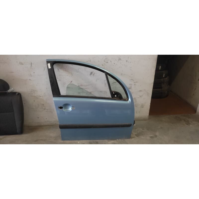 Recambio de puerta delantera derecha para citroën c3 1.1 furio referencia OEM IAM - Azul