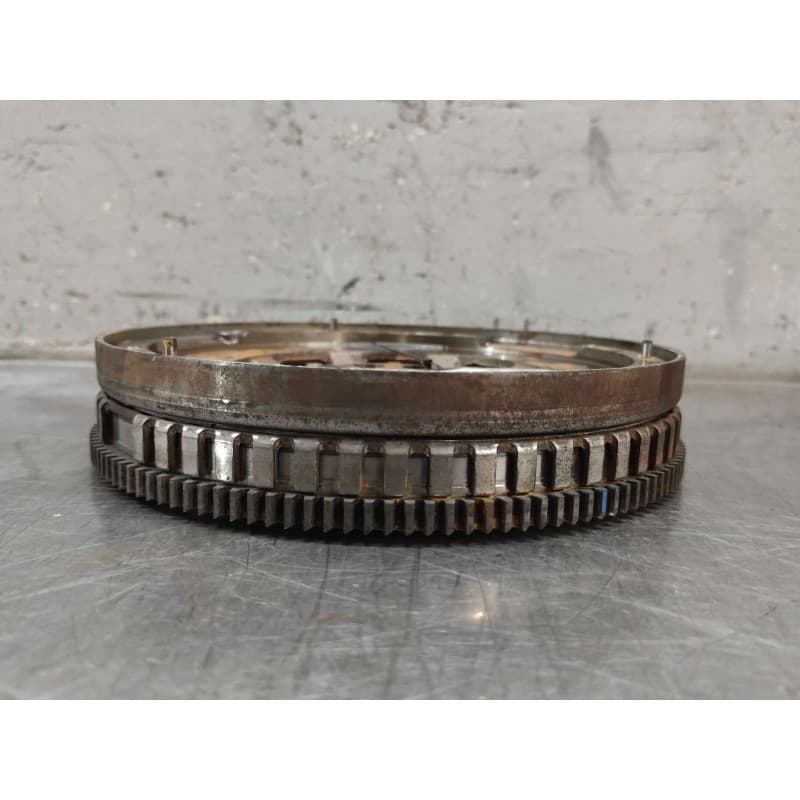 Recambio de volante motor para nissan qashqai ii (j11, j11_) 1.6 dci referencia OEM IAM - Blanco 2