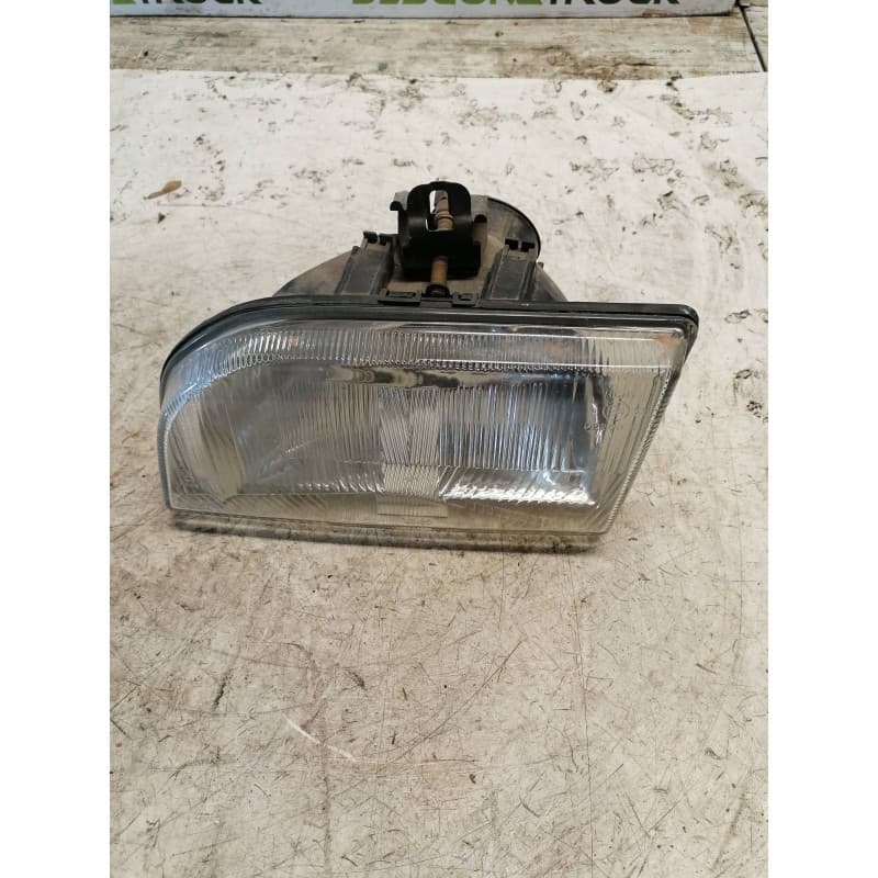 Recambio de faro izquierdo para ford fiesta berl./courier surf referencia OEM IAM - Blanco