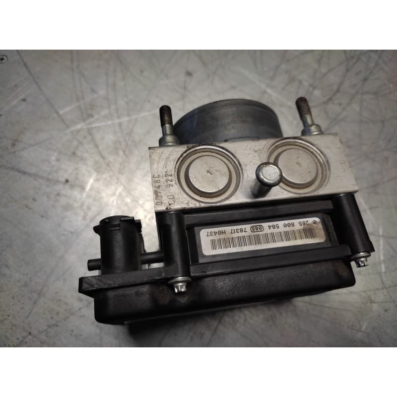 Recambio de abs para dacia logan básico referencia OEM IAM  8200756092