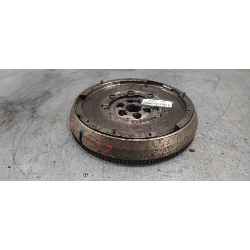 Recambio de volante motor para peugeot 308 premium referencia OEM IAM 2