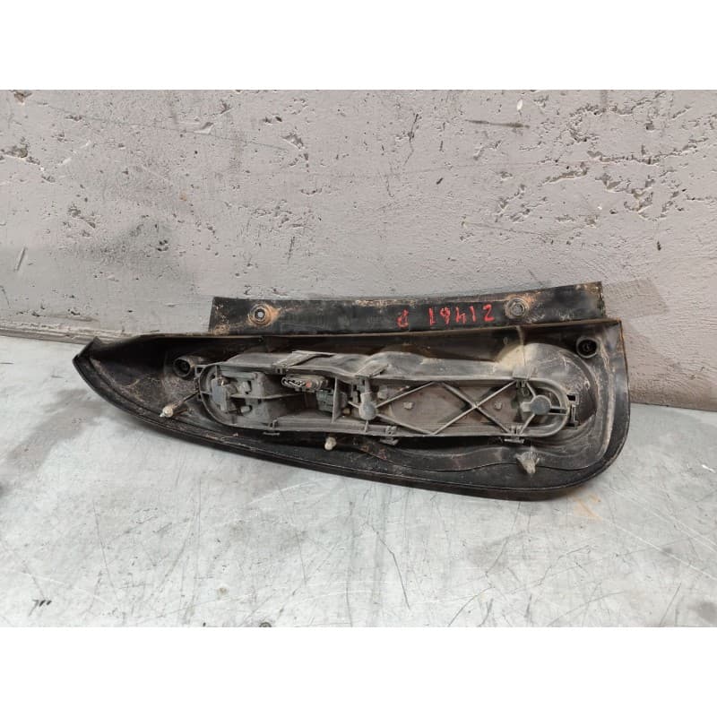Recambio de piloto trasero derecho para smart forfour cdi (70kw) referencia OEM IAM - Negro 2