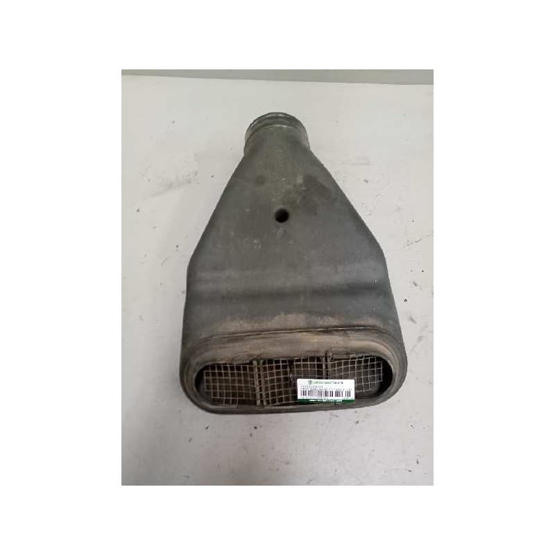 Recambio de tubo admision para iveco eurocargo 7.7 diesel referencia OEM IAM 8142946 - Rojo