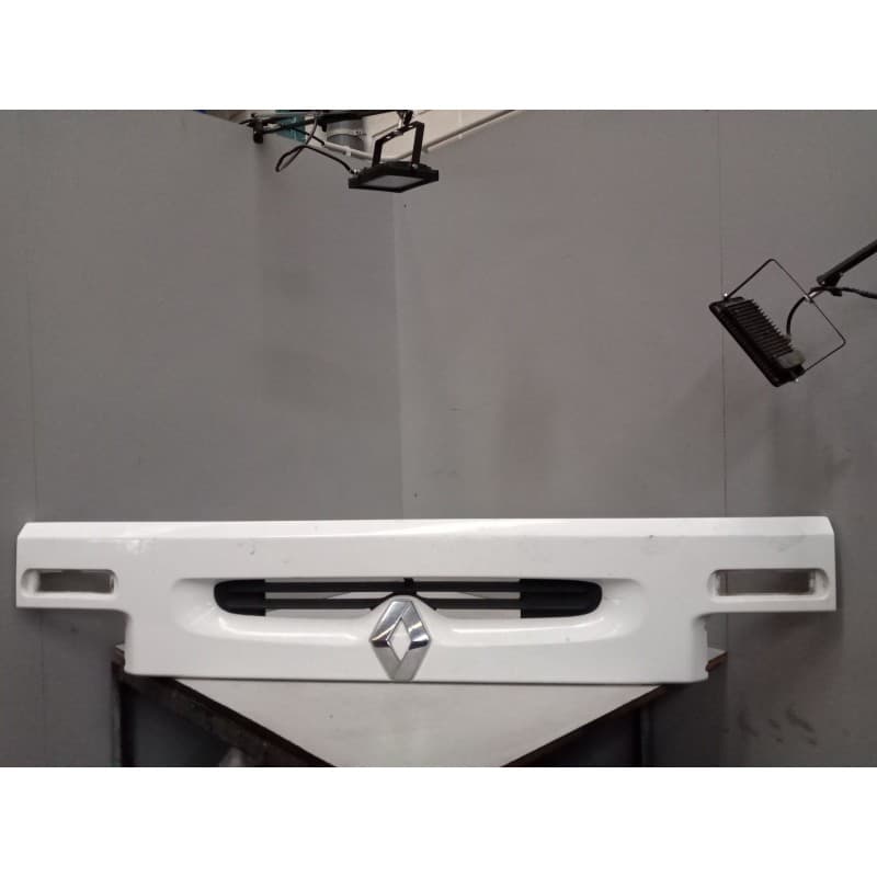 Recambio de calandra para renault m 210.13/c midliner e2 referencia OEM IAM