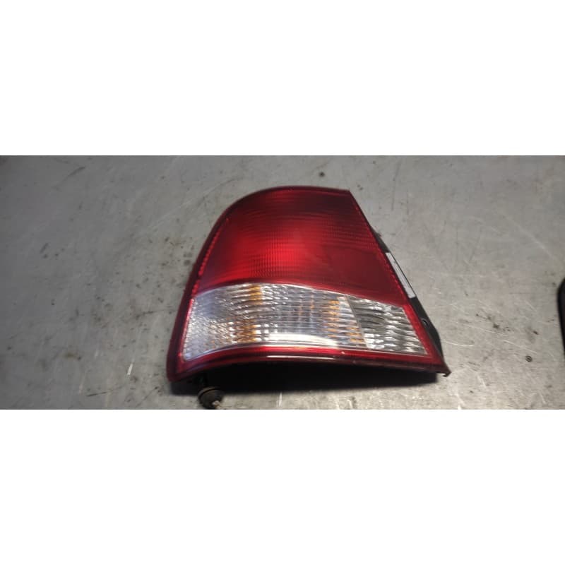 Recambio de piloto trasero izquierdo para hyundai accent (lc) gl 5p referencia OEM IAM - Rojo