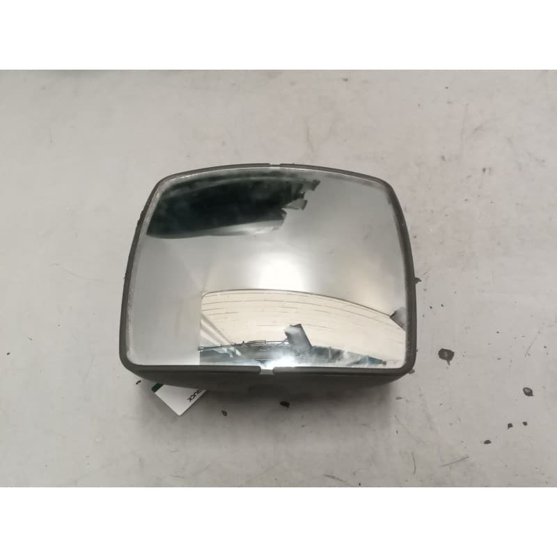 Recambio de retrovisor auxiliar para renault premium distribution referencia OEM IAM
