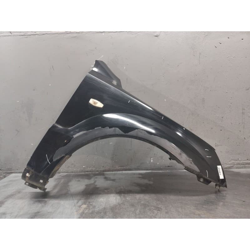 Recambio de aleta delantera derecha para kia sorento i (jc) 2.5 crdi referencia OEM IAM - Negro