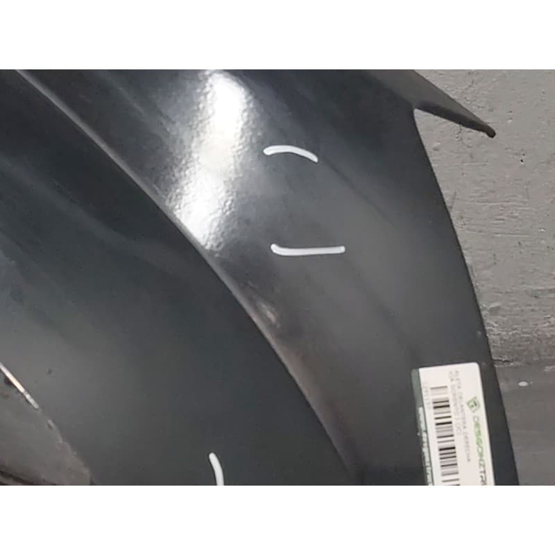 Recambio de aleta delantera derecha para kia sorento i (jc) 2.5 crdi referencia OEM IAM - Negro 2