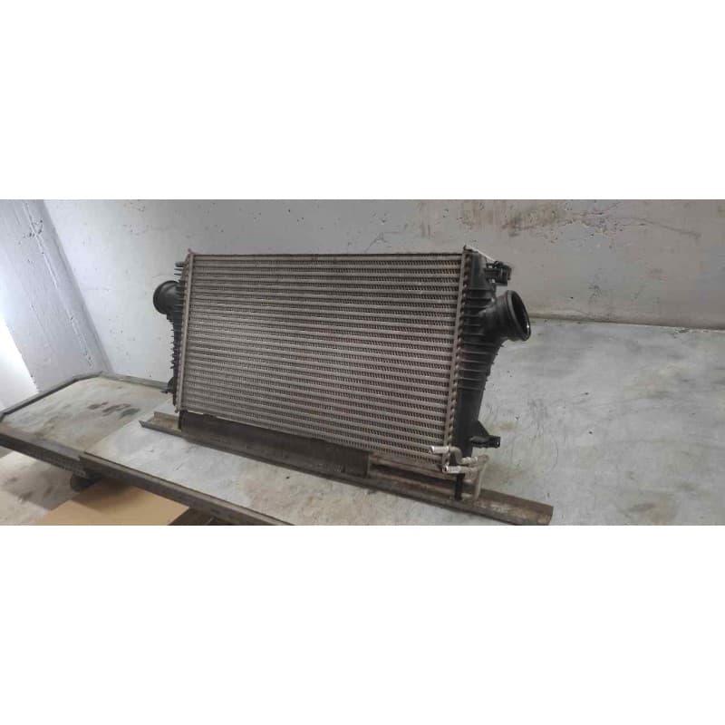 Recambio de intercooler para opel insignia berlina cosmo referencia OEM IAM 13241751 - Gris
