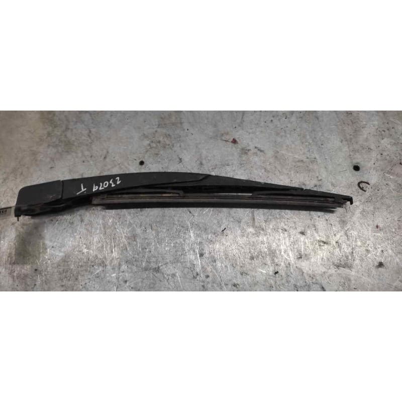 Recambio de brazo limpia trasero para ford focus turnier (cb4) trend referencia OEM IAM - Blanco 2