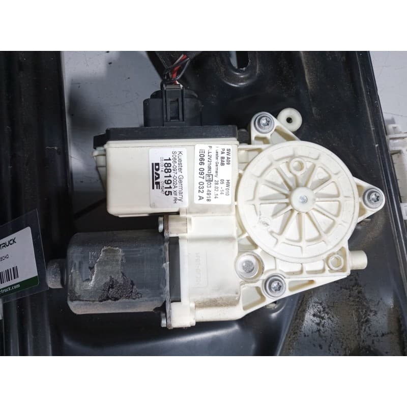 Recambio de elevalunas delantero derecho para daf serie xf106 referencia OEM IAM - Blanco 3