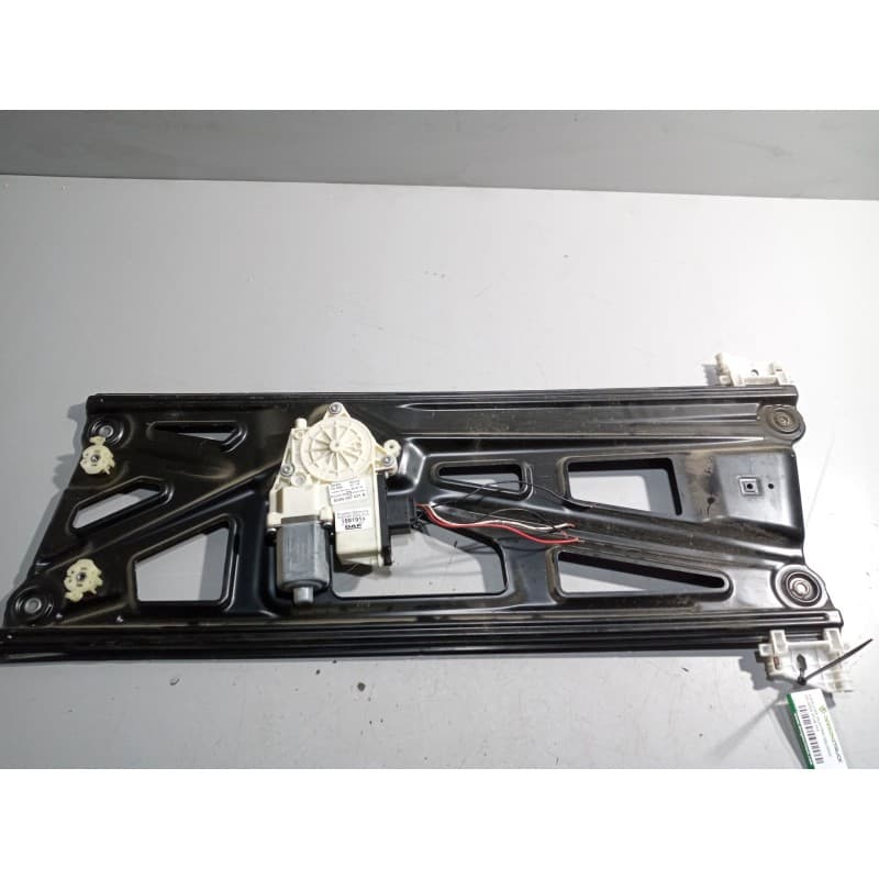Recambio de elevalunas delantero izquierdo para daf serie xf106 referencia OEM IAM - Blanco