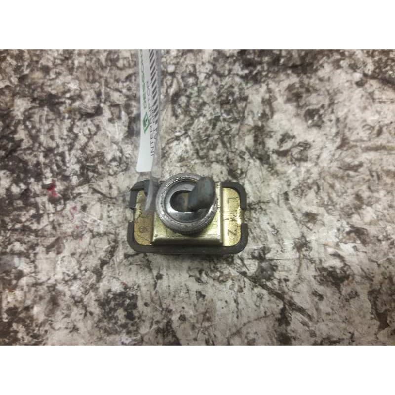 Recambio de interruptor para seat 600 -- referencia OEM IAM - Amarillo