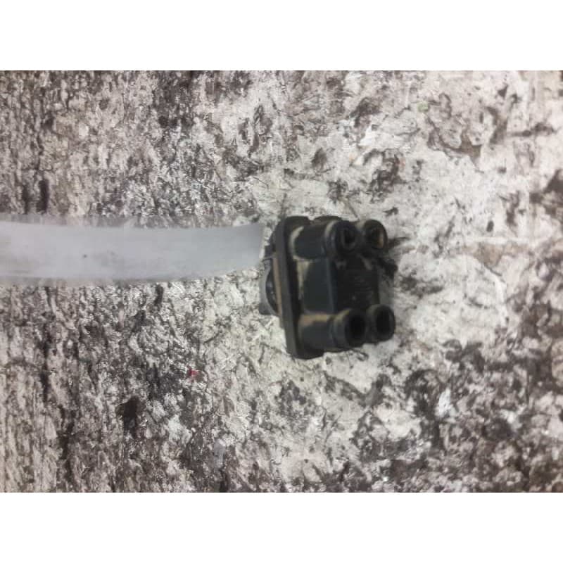 Recambio de interruptor para seat 600 -- referencia OEM IAM - Amarillo 2