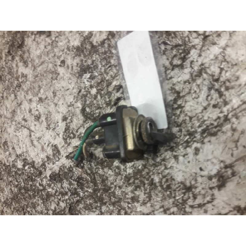 Recambio de interruptor para seat 600 -- referencia OEM IAM - Amarillo