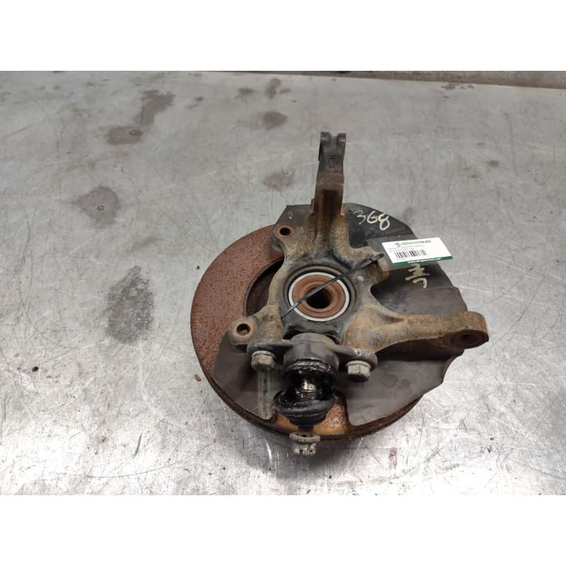 Recambio de mangueta delantera derecha para hyundai accent (mc) gl referencia OEM IAM - Blanco 2