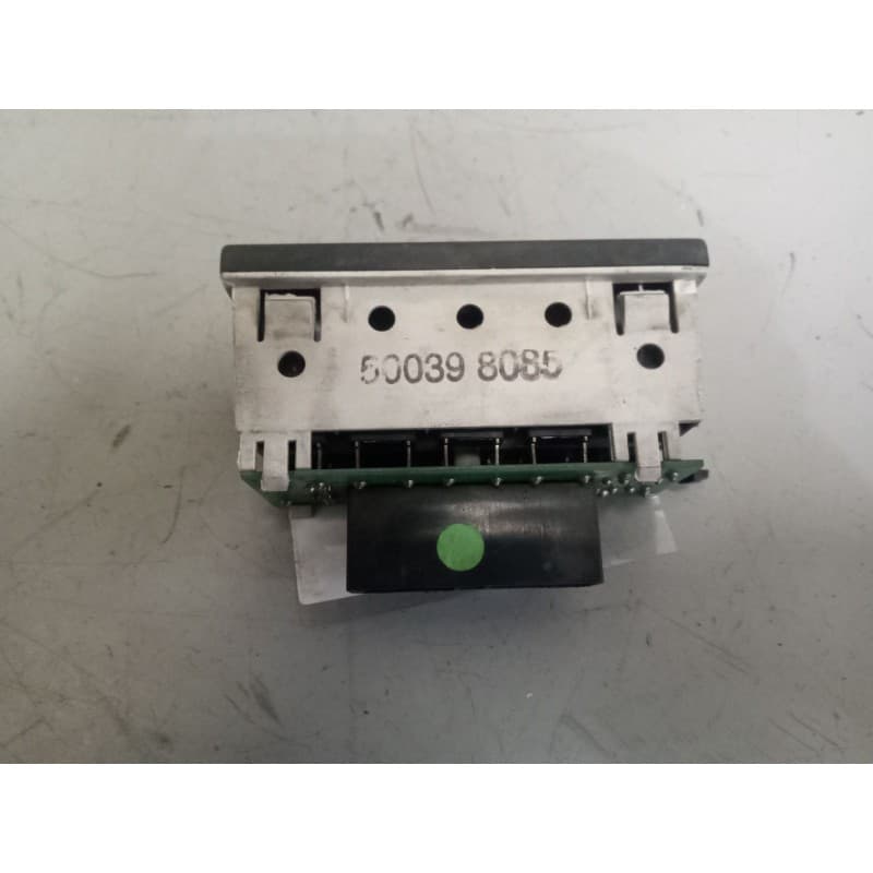 Recambio de cuadro instrumentos para iveco mago af100e21 referencia OEM IAM 500398085 2