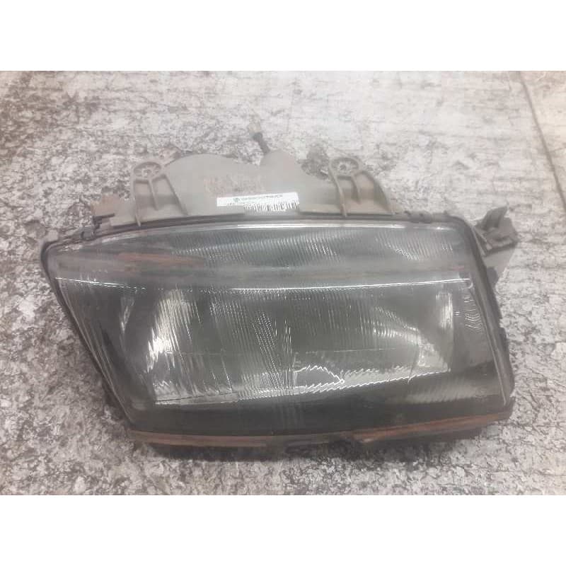 Recambio de faro derecho para saab 9-3 berlina 2.0 t referencia OEM IAM - Azul