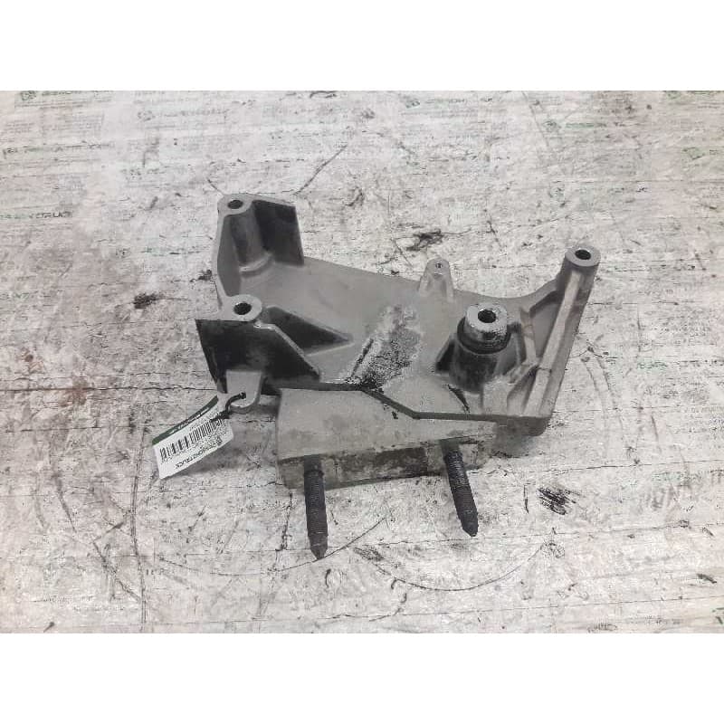 Recambio de soporte motor para kia carens 2.0 crdi ex monovolumen referencia OEM IAM 2