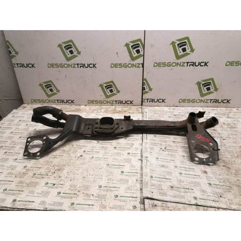 Recambio de travesaño inferior para audi a4 avant (8e) 2.5 tdi (114kw) referencia OEM IAM 3