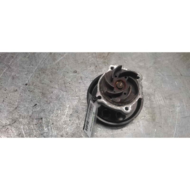 Recambio de bomba agua para opel corsa d ''111 years'' referencia OEM IAM - Negro 2