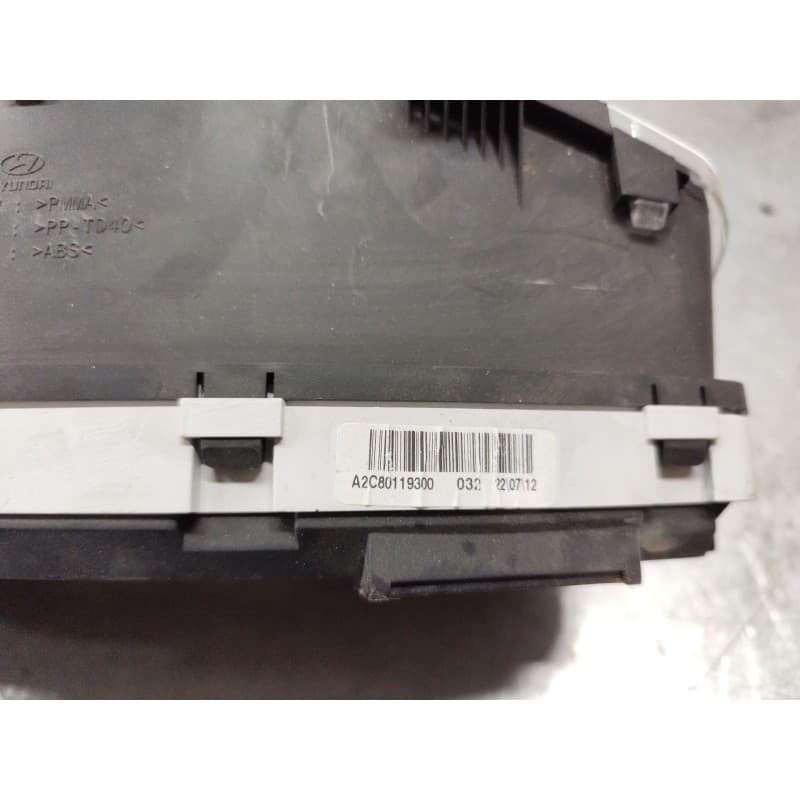 Recambio de cuadro instrumentos para hyundai i20 city s referencia OEM IAM 940131J200 - Gris 4
