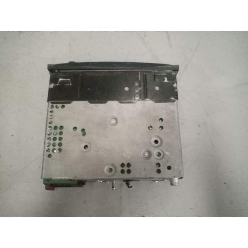 Recambio de sistema audio / radio cd para scania r i r 580 referencia OEM IAM 1776820 - Blanco 2
