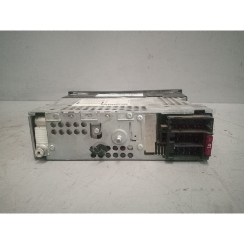 Recambio de sistema audio / radio cd para scania r i r 580 referencia OEM IAM 1776820 - Blanco 3