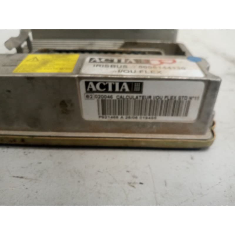 Recambio de modulo electronico para irisbus andecar v referencia OEM IAM 5006144130 - Crema 3
