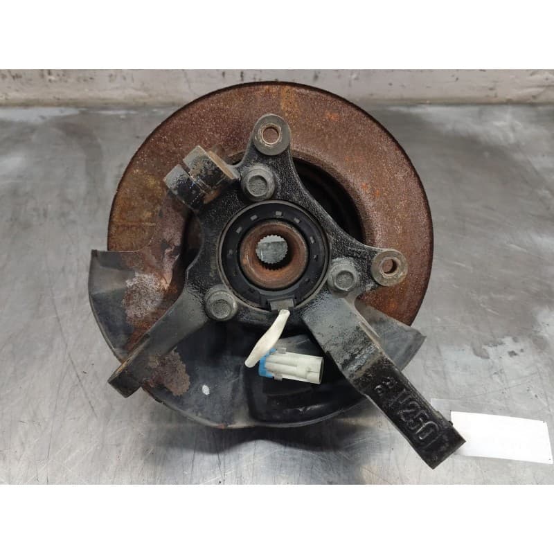 Recambio de mangueta delantera derecha para chevrolet epica lt referencia OEM IAM 3