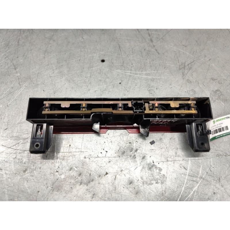 Recambio de luz central de freno para citroën c4 berlina cool referencia OEM IAM 2