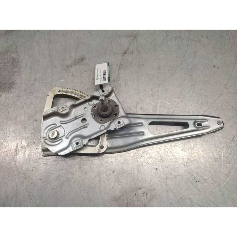 Recambio de elevalunas trasero izquierdo para toyota yaris 1.0 cat referencia OEM IAM - Rojo