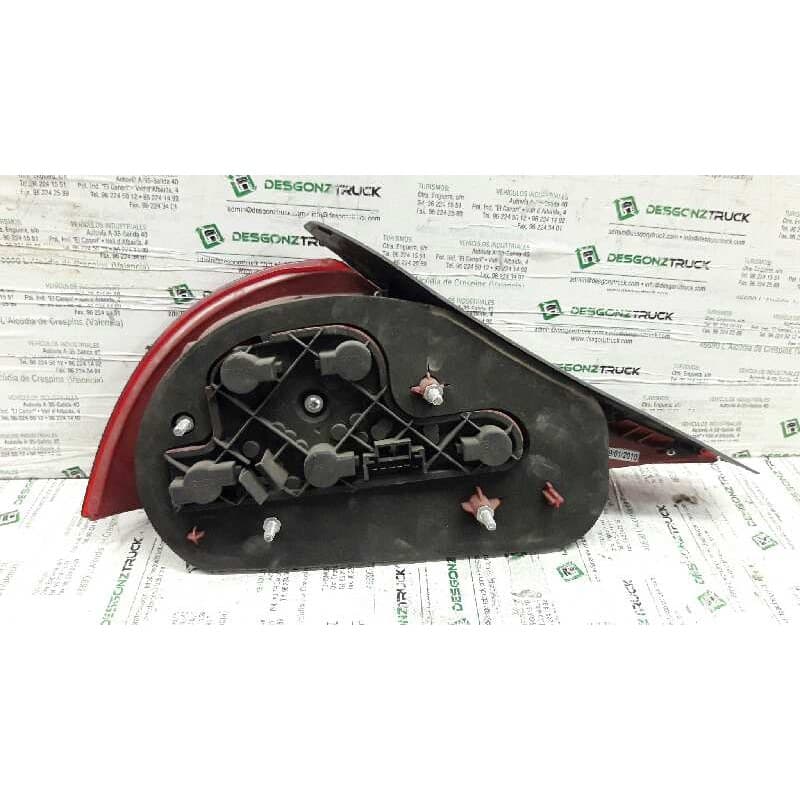 Recambio de piloto trasero derecho para lancia y10 turbo referencia OEM IAM 2