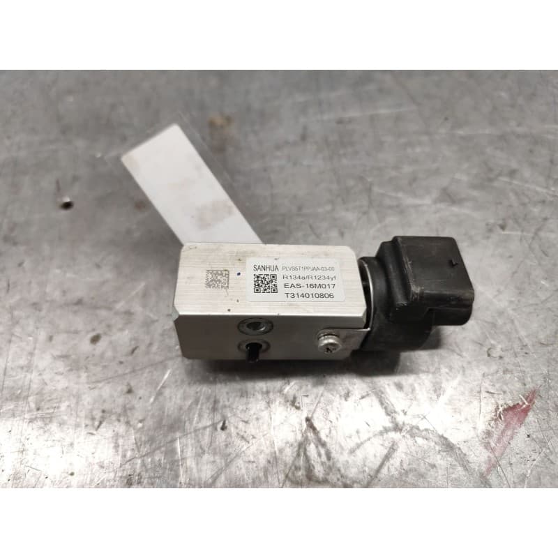 Recambio de valvula expansion para kia niro i (de) e-niro referencia OEM IAM EAS16M017 - Blanco 2