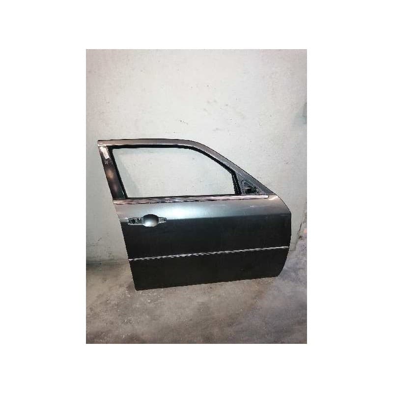 Recambio de puerta delantera derecha para chrysler 300 c 3.0 crd referencia OEM IAM - Gris