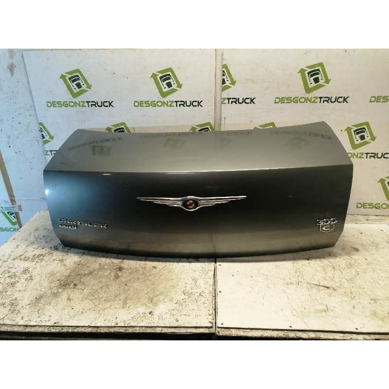 Recambio de tapa maletero para chrysler 300 c 3.0 crd referencia OEM IAM - Gris 2