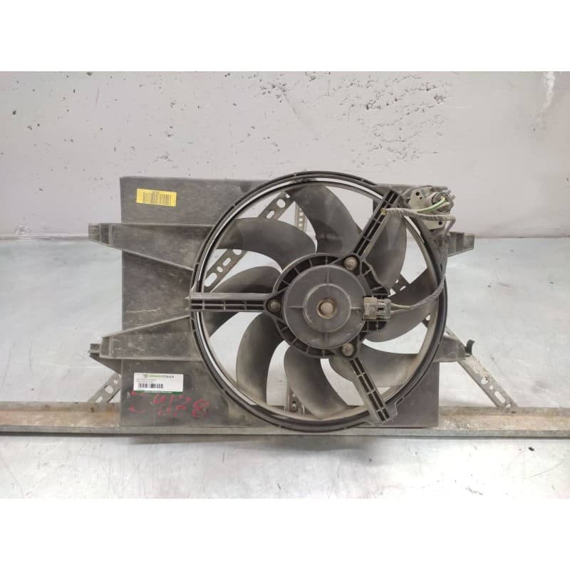 Recambio de electroventilador para ford fiesta (cbk) ambiente referencia OEM IAM - Blanco