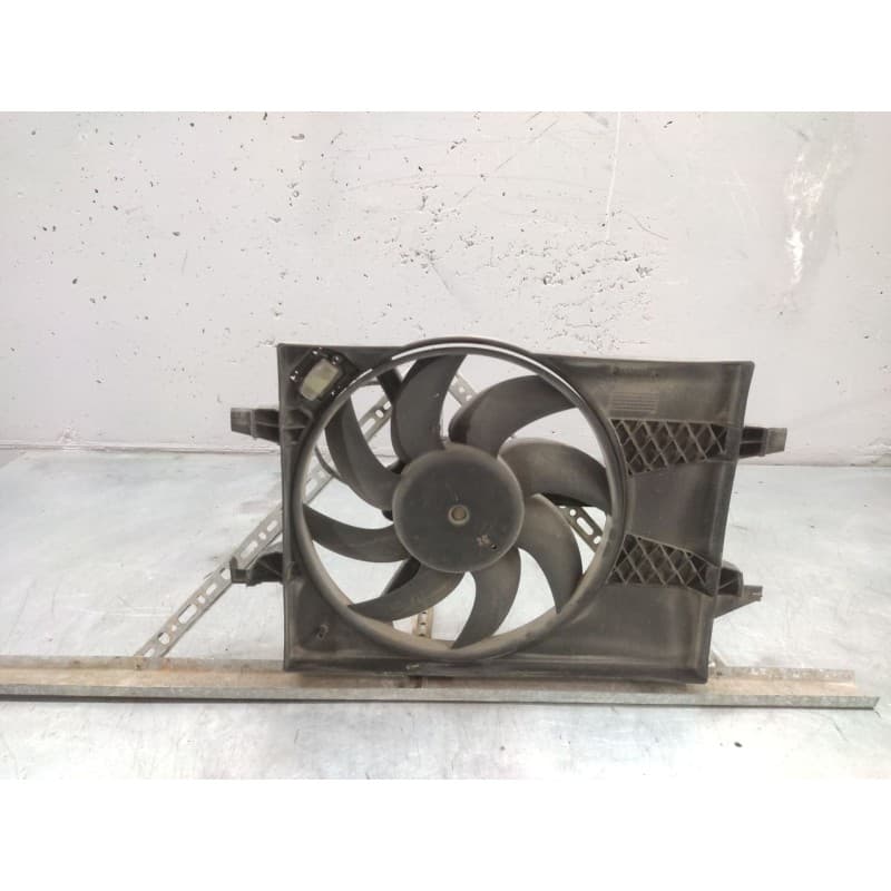 Recambio de electroventilador para ford fiesta (cbk) ambiente referencia OEM IAM - Blanco 2