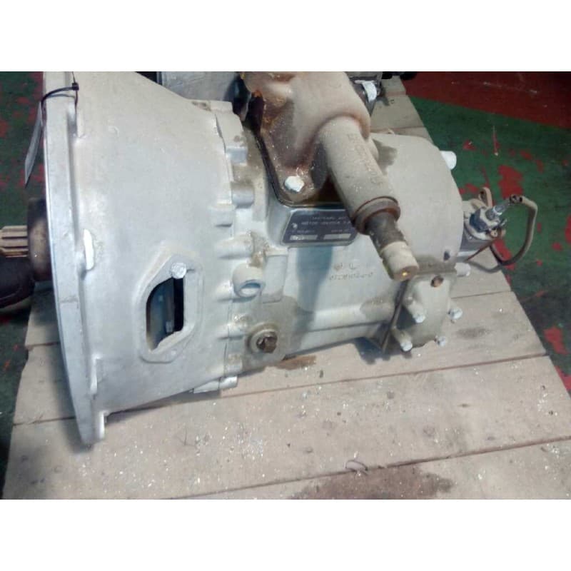 Recambio de caja cambios para ebro trucks l l-60 referencia OEM IAM T5200 3087 3