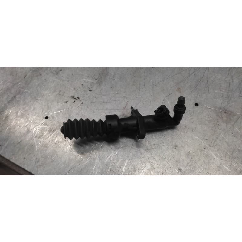 Recambio de bombin embrague para citroën c4 berlina cool referencia OEM IAM - Blanco 2